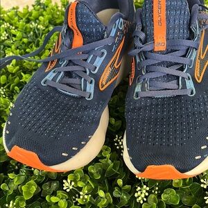Brooks Men's Sneakers - Navy and Orange